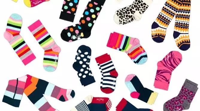 冬天襪子怎么穿?保暖、時尚、不跌范er!_時尚